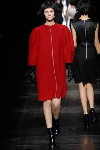 Look 16